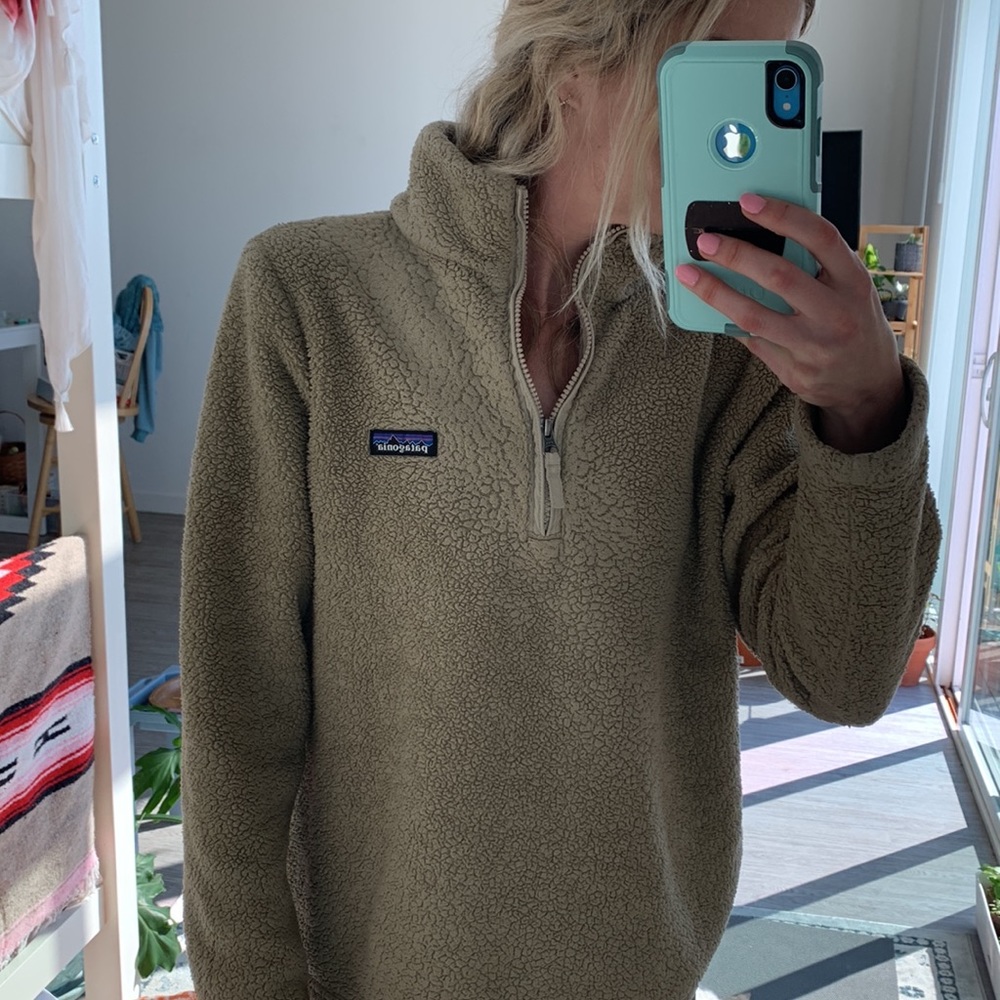 Patagonia used good condition fleece size medium